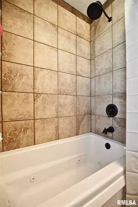 3525 Stanton St, Springfield, IL 62703 photo 16