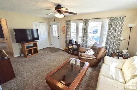 3525 Stanton St, Springfield, IL 62703 photo 7
