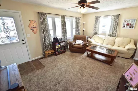 3525 Stanton St, Springfield, IL 62703 photo 6