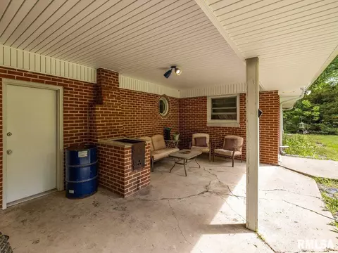 2328 E Lake Shore Dr, Springfield, IL 62712 photo 12