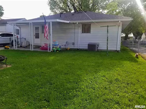 1656 Schrader Ave, Springfield, IL 62702 photo 21