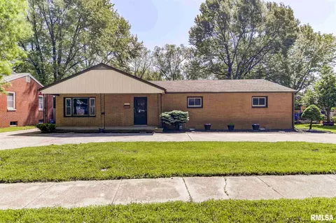 1124 N Ohio Ave, Springfield, IL 62702 photo 2