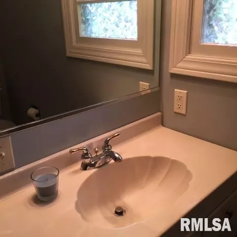 1028 N Macarthur Blvd, Springfield, IL 62702 photo 14