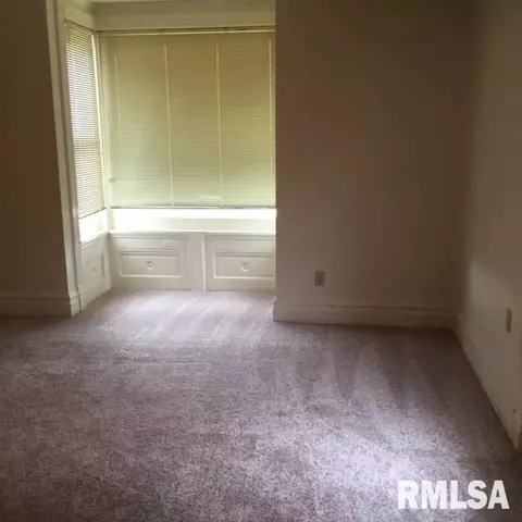 1028 N Macarthur Blvd, Springfield, IL 62702 photo 5