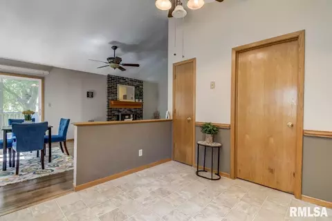 41 Hollybrook Dr, Springfield, IL 62702 photo 10