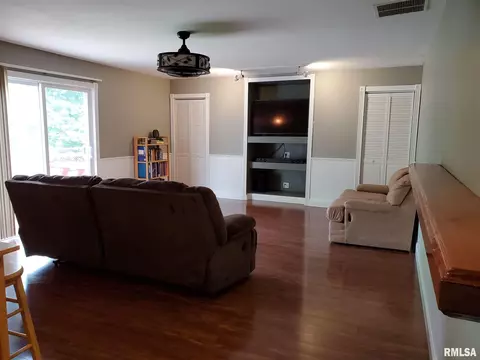 107 Windsor Rd, Springfield, IL 62702 photo 18