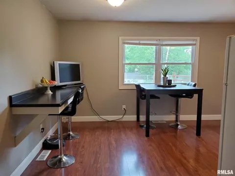 107 Windsor Rd, Springfield, IL 62702 photo 11