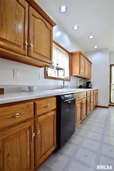 6 Lamplighter Ln, Springfield, IL 62712 photo 27