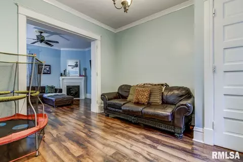 711 S Walnut St, Springfield, IL 62704 photo 6