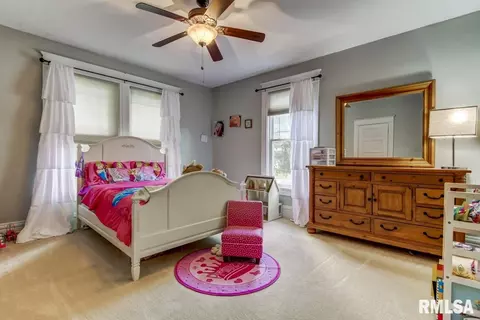 711 S Walnut St, Springfield, IL 62704 photo 18