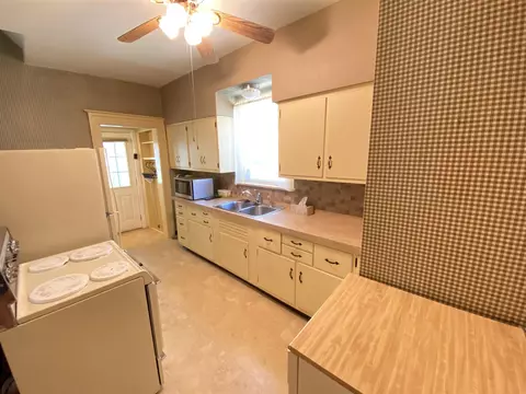 1417 S 4th St, Springfield, IL 62703 photo 9