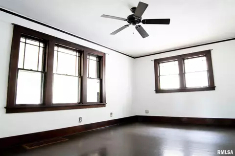 1917 S College St, Springfield, IL 62704 photo 10