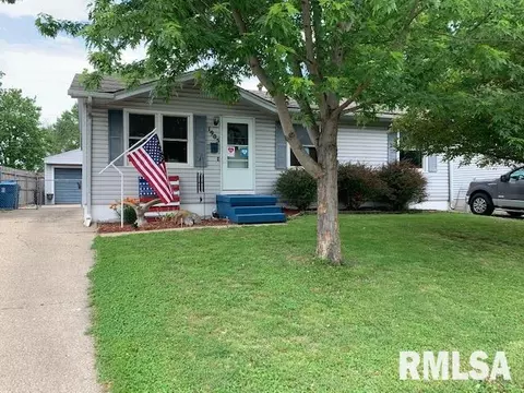 1905 Fairfield Dr, Springfield, IL 62702 photo 3