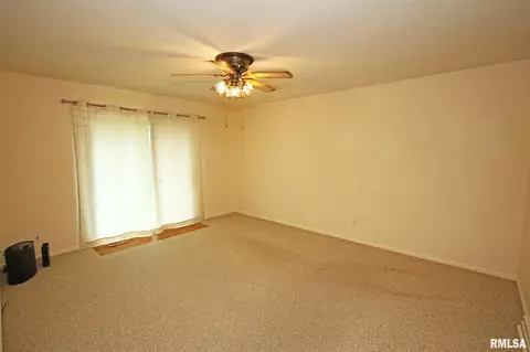 3125 Elmhurst Dr, Springfield, IL 62704 photo 10