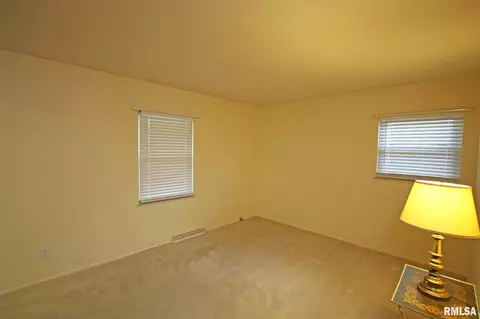 3125 Elmhurst Dr, Springfield, IL 62704 photo 12