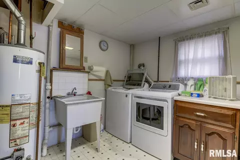 1230 E Stanford Ave, Springfield, IL 62703 photo 25