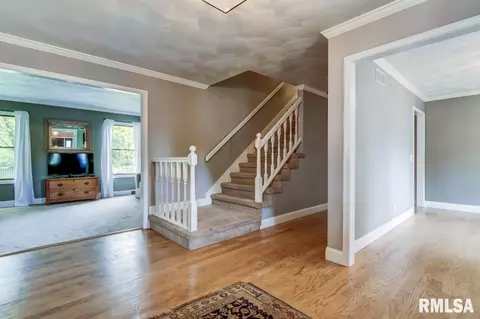 2208 Silver Mill Ct, Springfield, IL 62704 photo 2