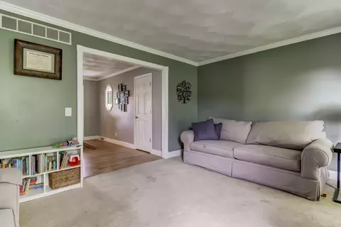 2208 Silver Mill Ct, Springfield, IL 62704 photo 5