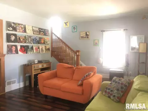 1611 S 4th St, Springfield, IL 62703 photo 6