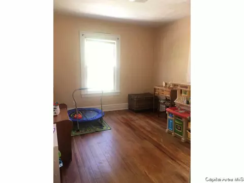 1611 S 4th St, Springfield, IL 62703 photo 15