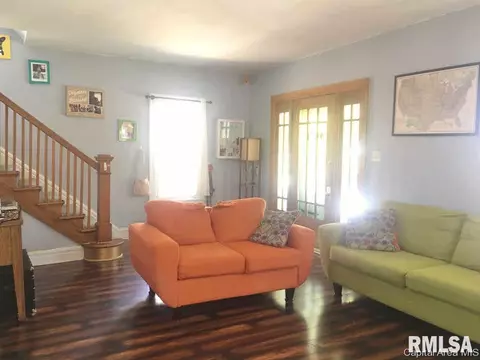 1611 S 4th St, Springfield, IL 62703 photo 4