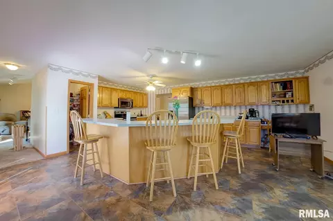 4330 Arapahoe Dr, Springfield, IL 62711 photo 10