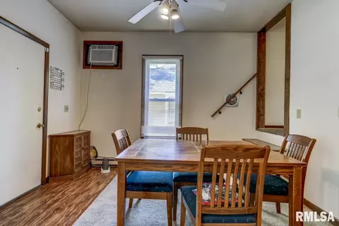 1711 S 1st St, Springfield, IL 62704 photo 8