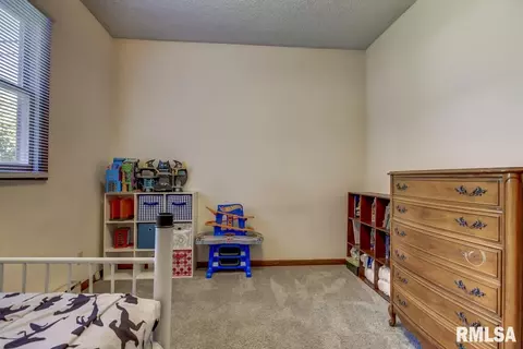 1711 S 1st St, Springfield, IL 62704 photo 18