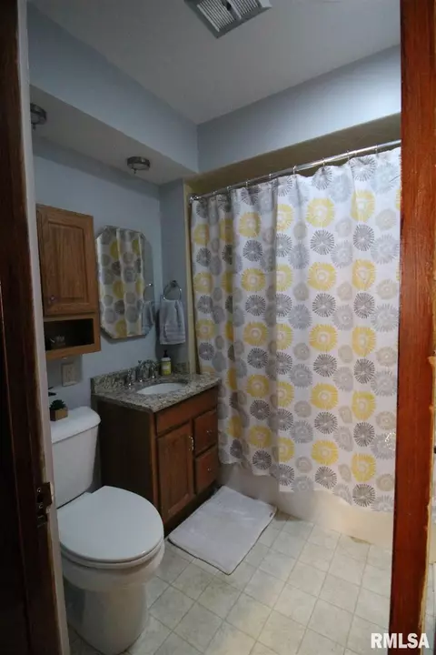 2201 S Holmes St, Springfield, IL 62704 photo 13