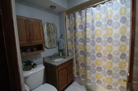 2201 S Holmes St, Springfield, IL 62704 photo 14