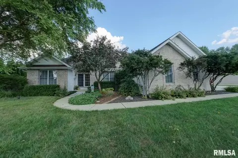 593 W Hoechester Rd, Springfield, IL 62711 photo 3