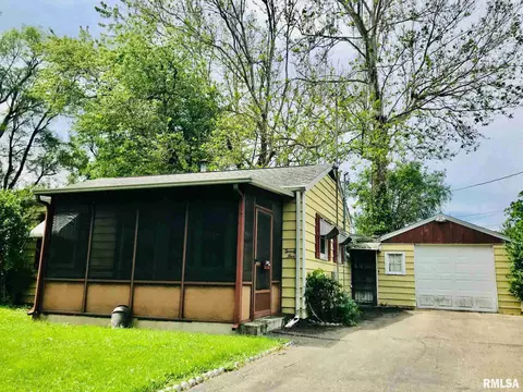 25 Hedge Dr, Springfield, IL 62702 photo 1