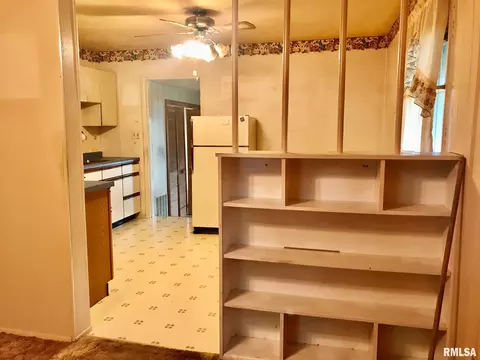 25 Hedge Dr, Springfield, IL 62702 photo 6
