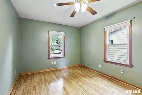 1925 S Douglas Ave, Springfield, IL 62704 photo 7