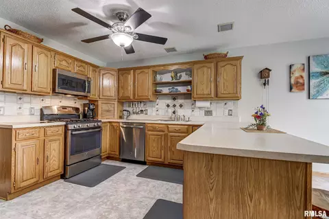 90 Walnut Valley Dr, Springfield, IL 62702 photo 23