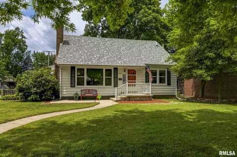 1901 Marland St, Springfield, IL 62702 photo 1