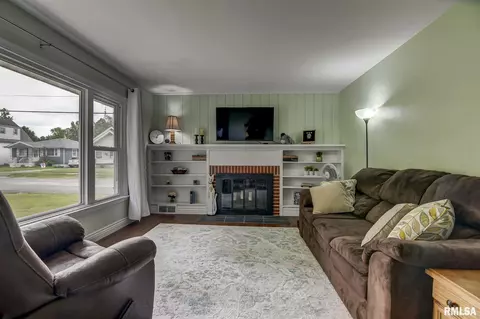 1901 Marland St, Springfield, IL 62702 photo 3