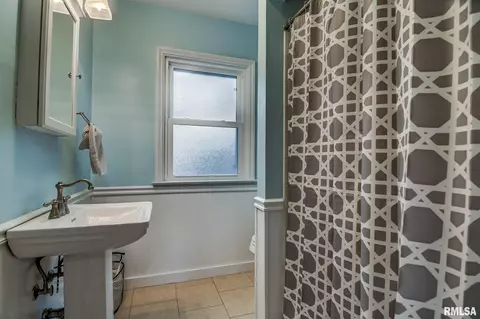 1901 Marland St, Springfield, IL 62702 photo 13