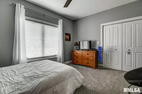 4300 Stonegate Dr, Springfield, IL 62711 photo 24