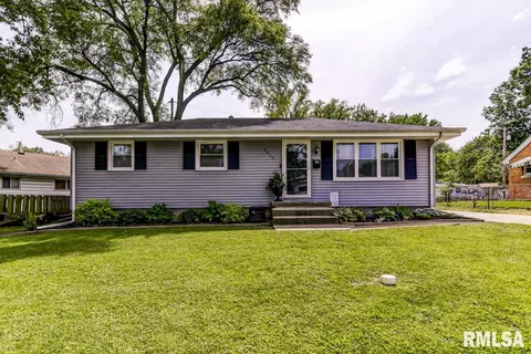 3615 Ivanhoe Dr, Springfield, IL 62703 photo 1