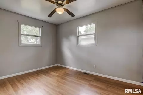 1812 E Bertman Ave, Springfield, IL 62702 photo 12