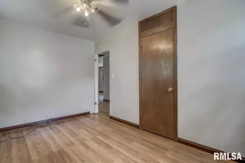 1812 E Bertman Ave, Springfield, IL 62702 photo 11