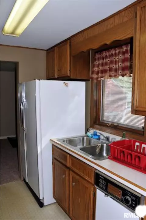 2345 S 7th St, Springfield, IL 62703 photo 4