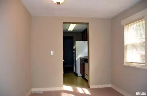 2345 S 7th St, Springfield, IL 62703 photo 5