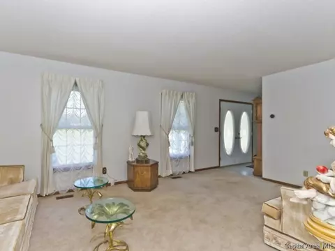 74 W Fairview Ln, Springfield, IL 62711 photo 3