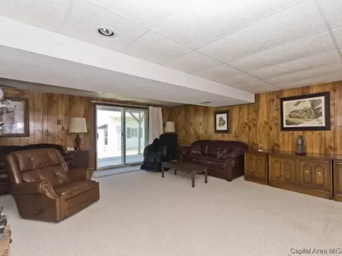 74 W Fairview Ln, Springfield, IL 62711 photo 13