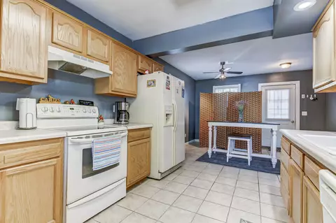 2000 S 4th St, Springfield, IL 62703 photo 8