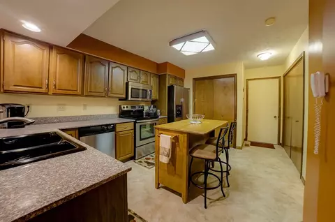 12 Holiday Rd, Springfield, IL 62702 photo 15