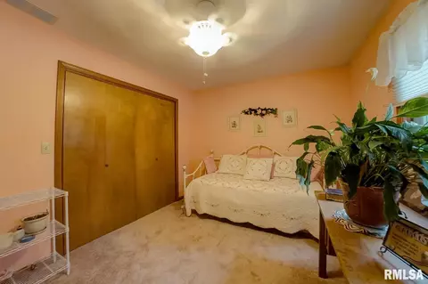 12 Holiday Rd, Springfield, IL 62702 photo 21