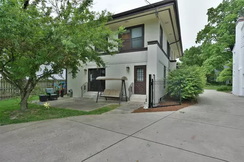 1532 Bates Ave, Springfield, IL 62704 photo 6